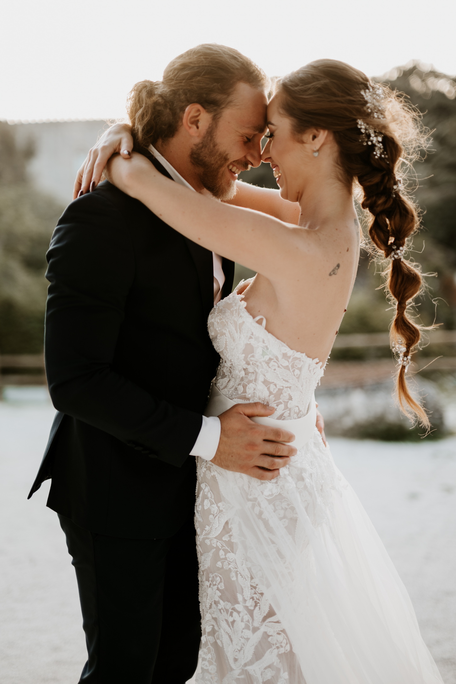 wedding photographer castello donnafugata ragusa italy outside light